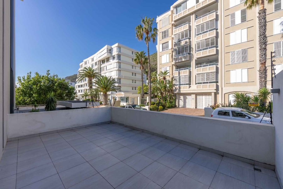 2 Bedroom Property for Sale in Fresnaye Western Cape